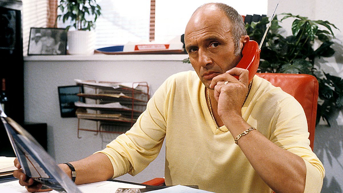 Ken Masters in Howard's Way